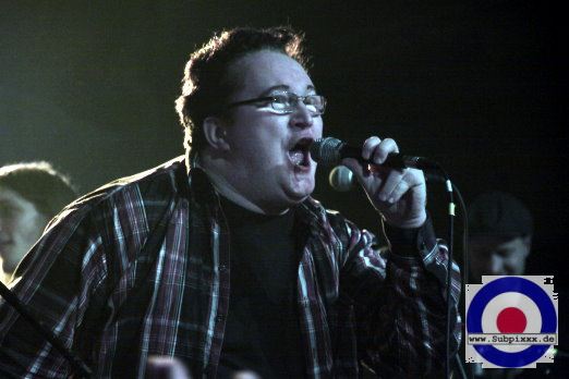 Buttermaker (D) mit den Tornados - Do The Ska - UT. Connewitz, Leipzig 30.Dezember 2011 (5).JPG